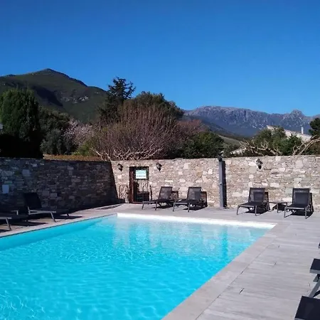 Apartament Dans Avec Piscine A Sisco